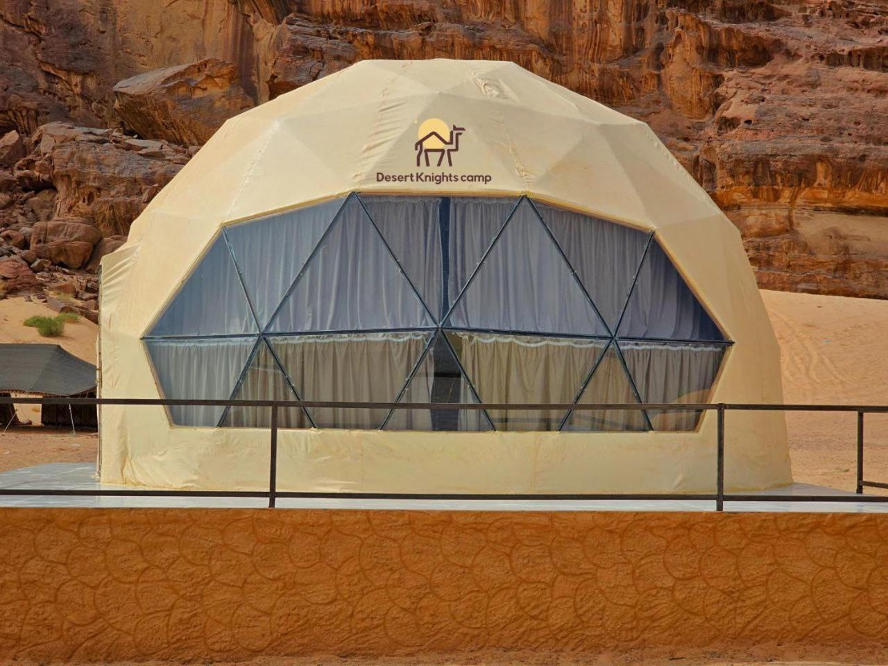 Hotel Desert Knights Camp Wadi Rum Esterno foto